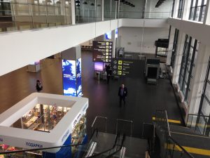 Зона досмотра на входе в Аэропорт Жуковский (Раменское), Москва